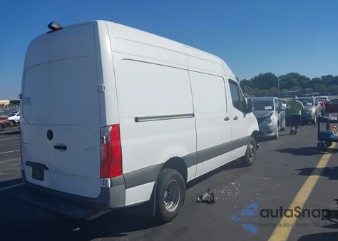 2020 Mercedes-Benz Sprinter 3500 High Roof V6 z USA, uszkodzony, nr VIN W1W5EBHY0LT025047